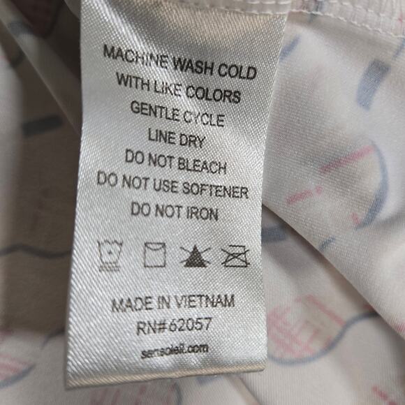 San Soleil Women's Stretch V Neck Top. Size Large - Picture 10 of 10